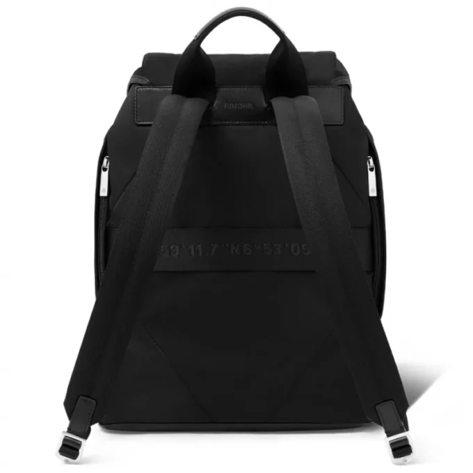 Sac à dos Signature Flap en nylon ECONYL® Sac à dos Signature Flap en nylon ECONYL®