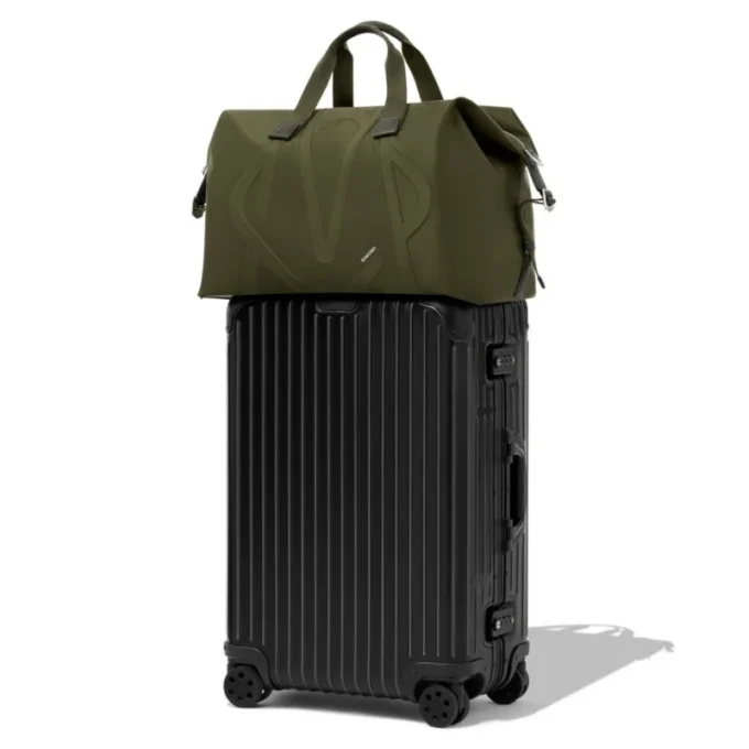 Signature en nylon ECONYL® Sacs de voyage Signature en nylon ECONYL® Sacs de voyage